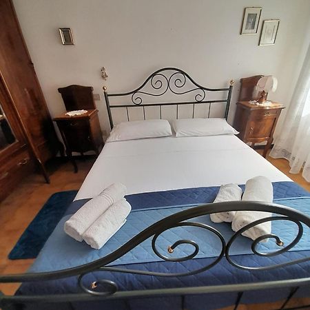 Casa Mimma Apartment Solanas  Bagian luar foto