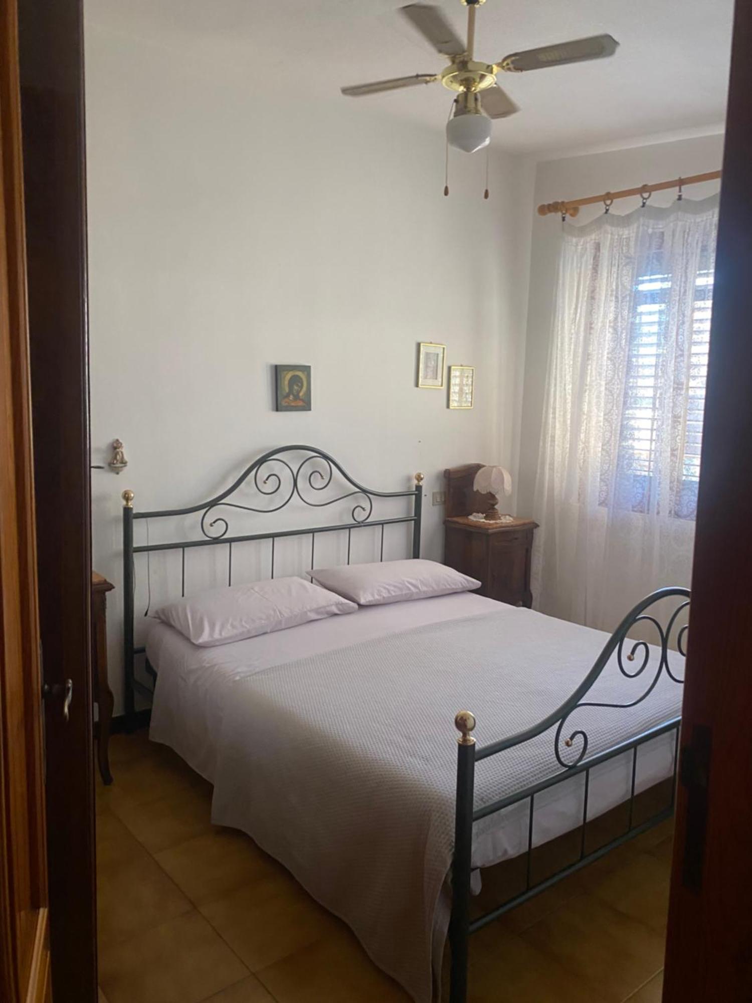 Casa Mimma Apartment Solanas  Bagian luar foto
